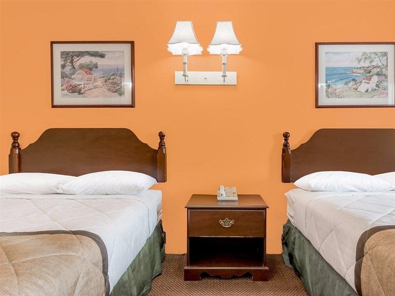 Budget Inn Mifflintown Buitenkant foto