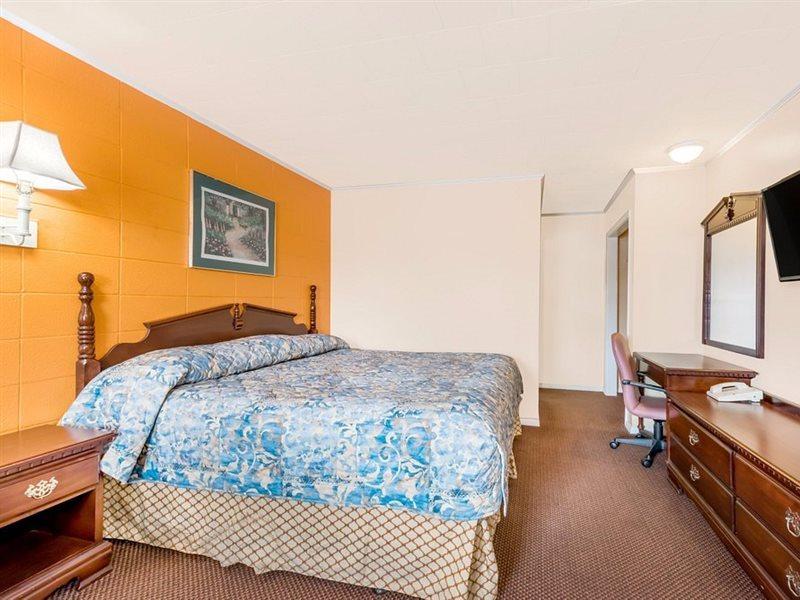 Budget Inn Mifflintown Buitenkant foto