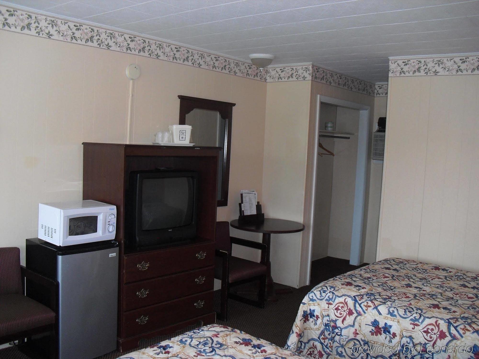 Budget Inn Mifflintown Buitenkant foto